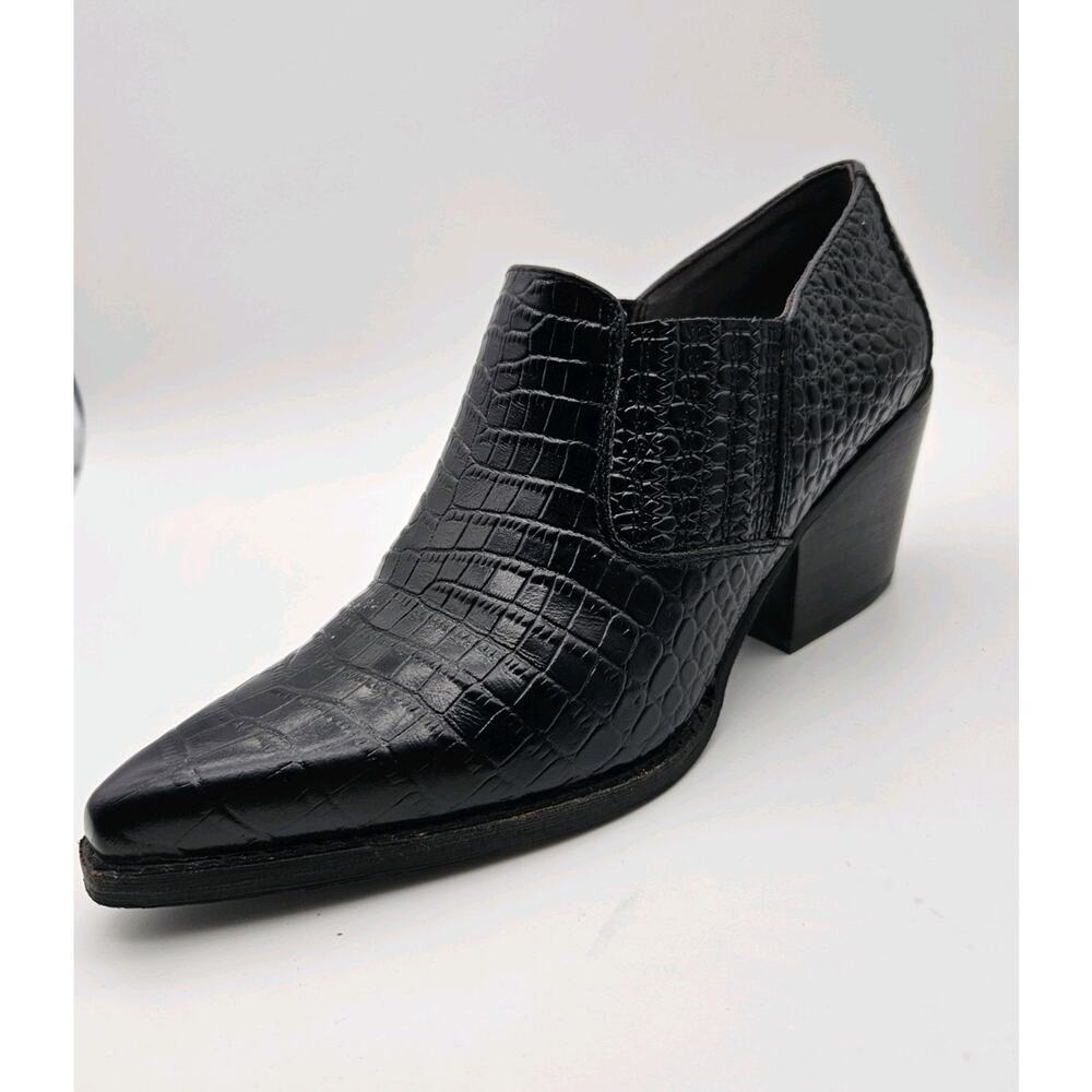 Sam Edelman Black Crocodile Print Western Ankle Pointed Toe Boots Women's Size 6